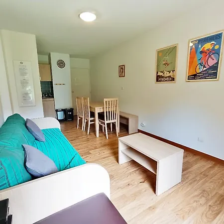 Apartament La Bicyclette, T2, Wifi, Parking, Balcon, 4 Personnes *